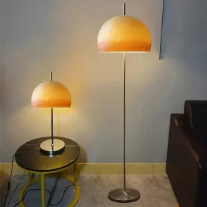 Lampe champignon nordique sur pied